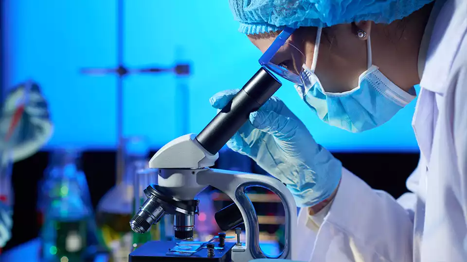 MİKROBİYOLOJİ PATOLOJİ VE BİYOKİMYA LABORATUVARLARINDA KULLANILAN MALZEMELERİN TEDARİK SÜRECİNDE NELERE DİKKAT EDİLMELİDİR